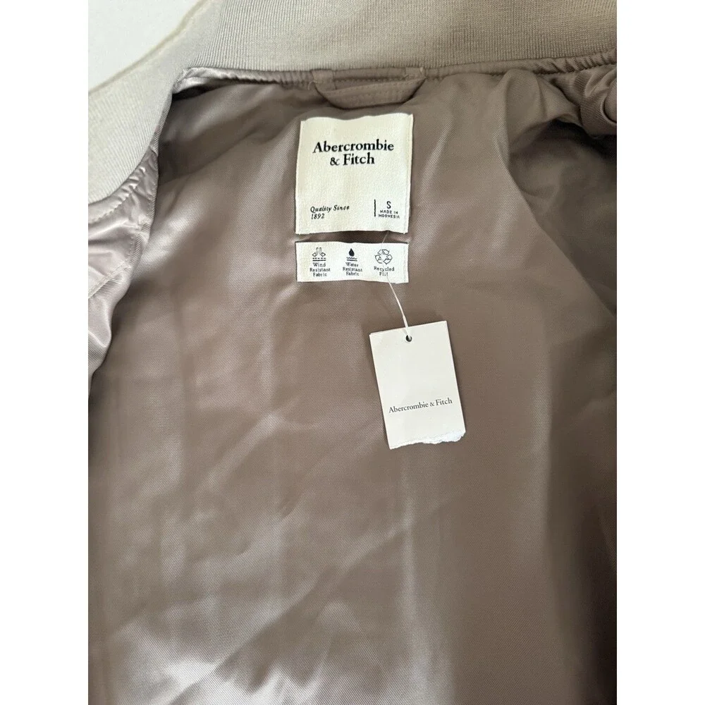 Abercrombie & Fitch Bomber Jacket Small Oversized Taupe Satin Minimalist NWT - Picture 4 of 6